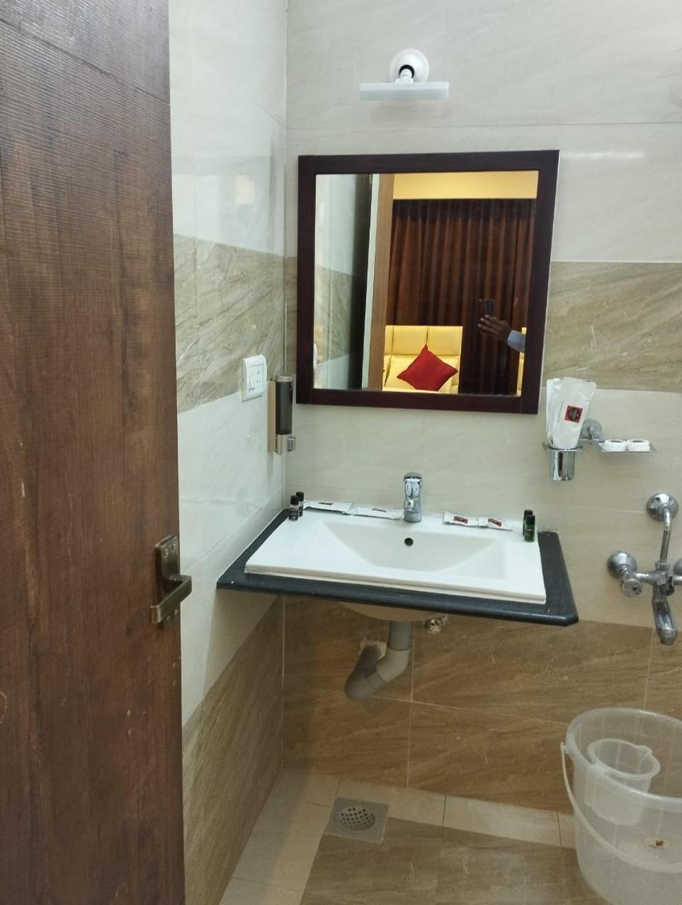 Annai Residency Ξενοδοχείο Vellore Εξωτερικό φωτογραφία
